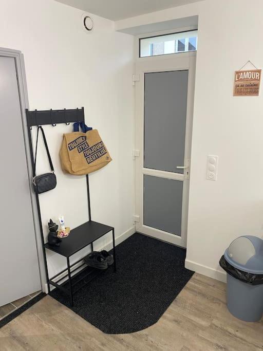 סנס Super Appartement T3 Proche Gare מראה חיצוני תמונה
